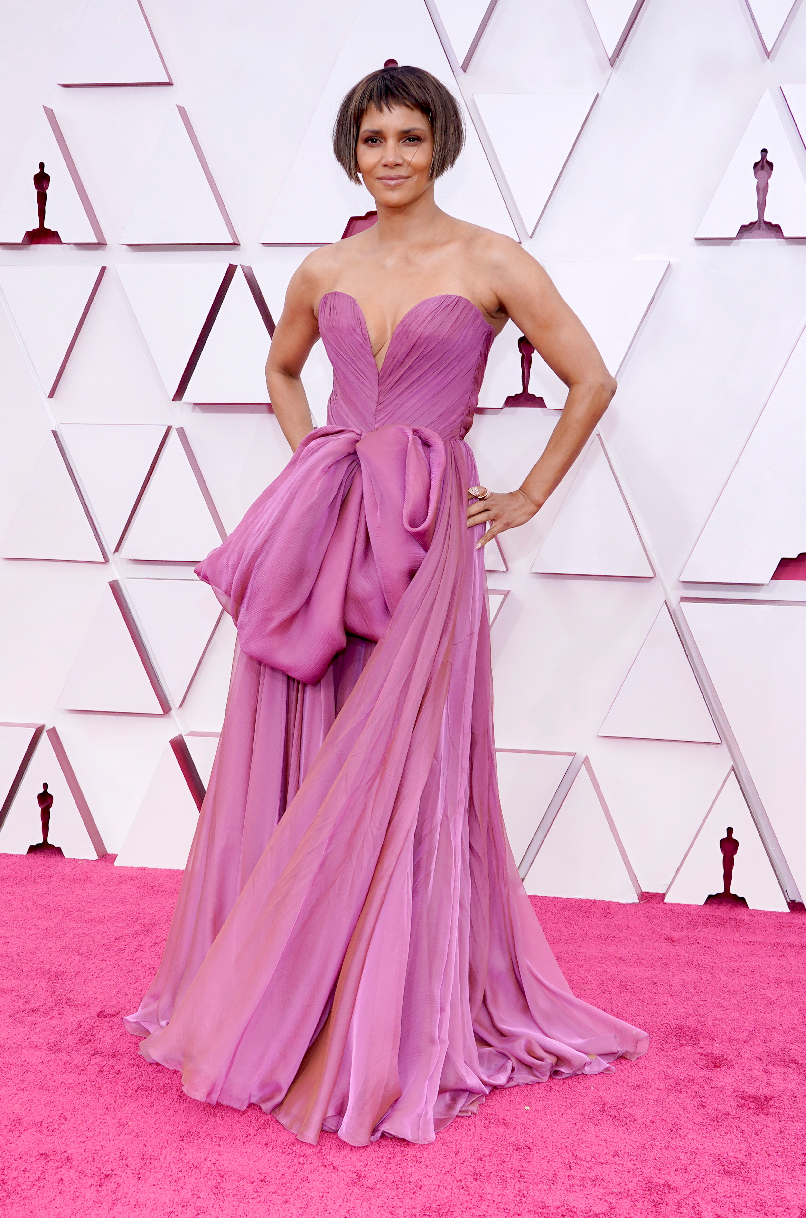 Halle Berry on the Oscars red carpet wearing Dolce & Gabbana