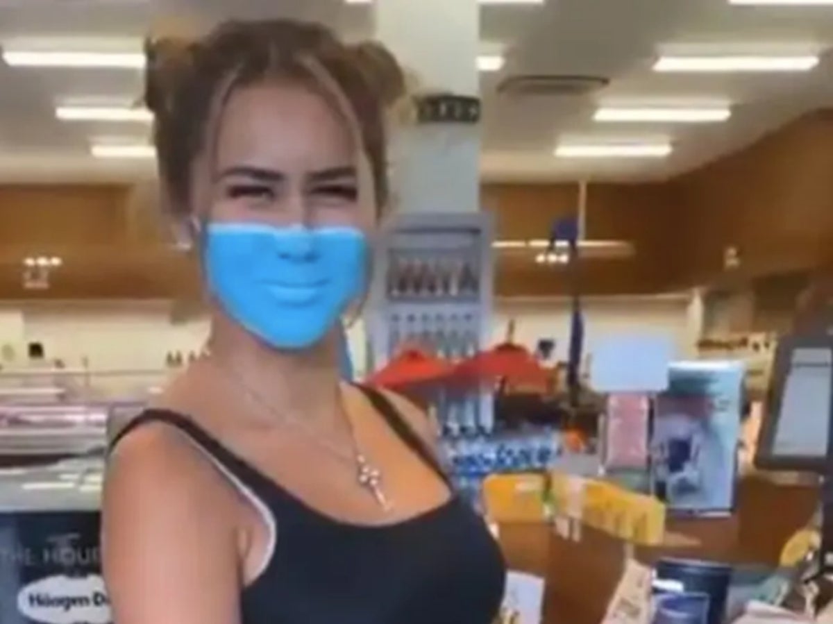 Influencer faces deportation for painting mask onto her face | indy100