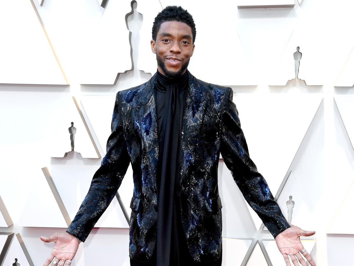 La Familia De Chadwick Boseman Dice Que Los Oscar No Despreciaron Al Actor Y Le Desean A Hopkins 