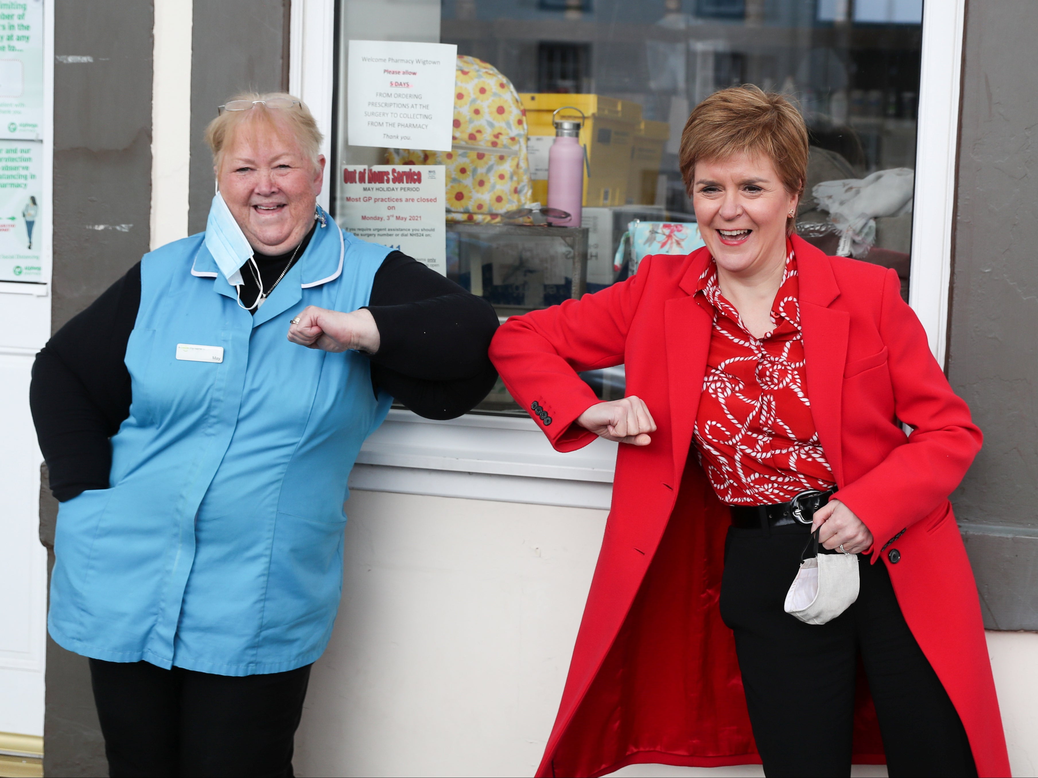 Nicola Sturgeon campaigning in Wigtown