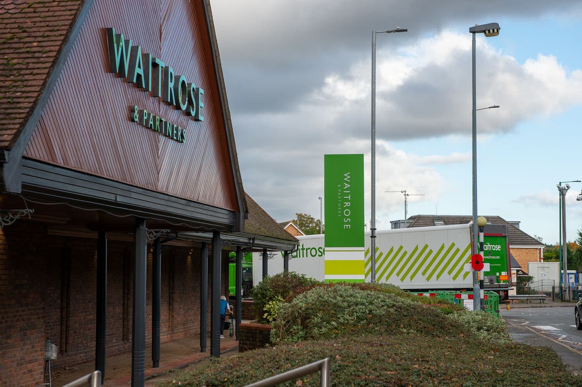 Waitrose creates up to 400 jobs with new Deliveroo deal The Independent