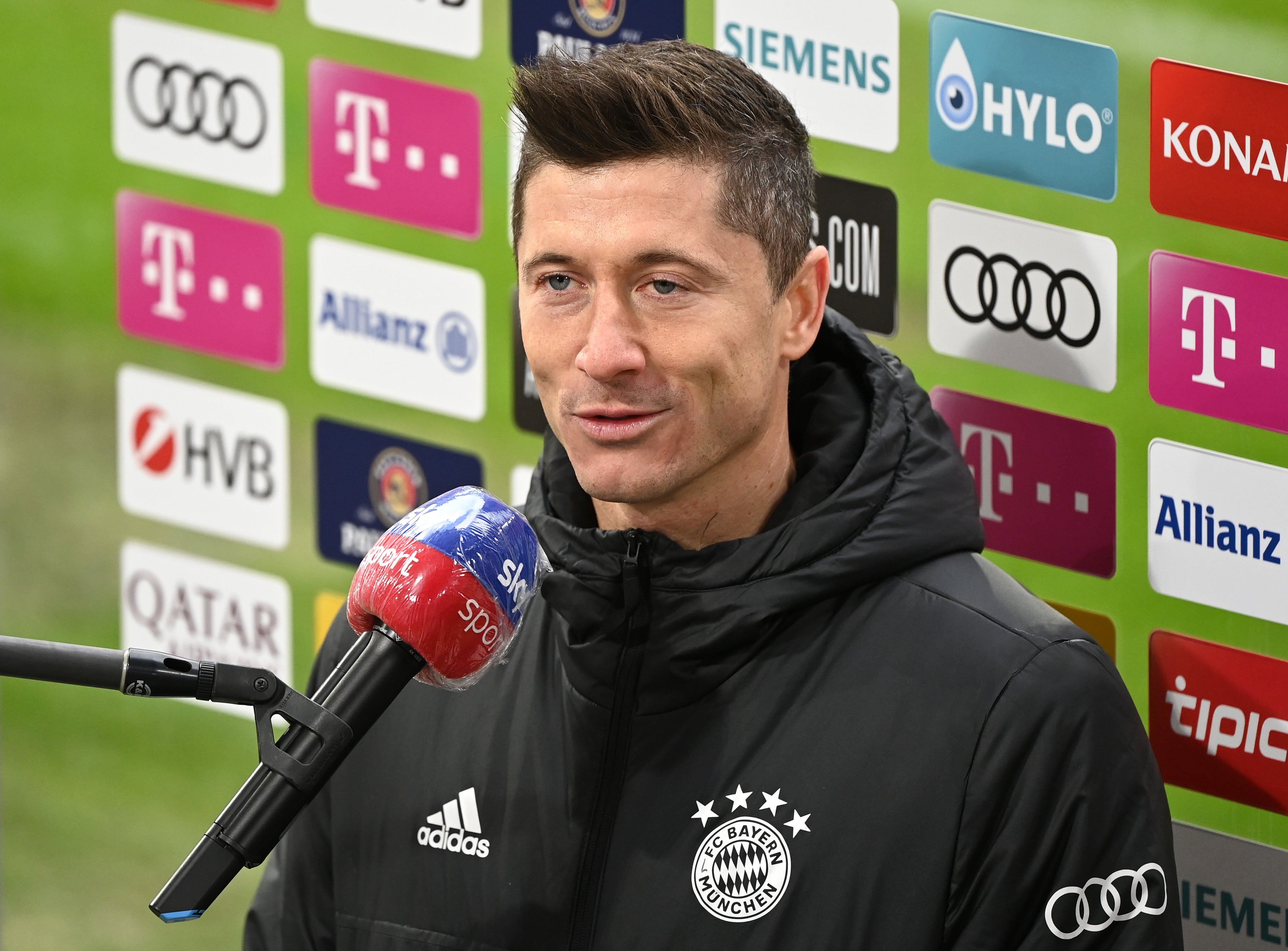 Robert Lewandowski has been out since March with a knee injury