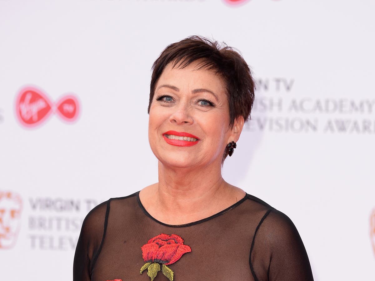 Denise Welch says she endured &lsquo;terrifying&rsquo; stalking as she condemns government for not introducing serial stalkers and domestic abusers register
