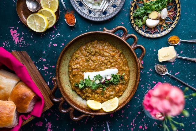 <p>Originally a quick lunch option for textile mill workers in Mumbai, pav bhaji is now a popular street food and restaurant dish all over the country</p>