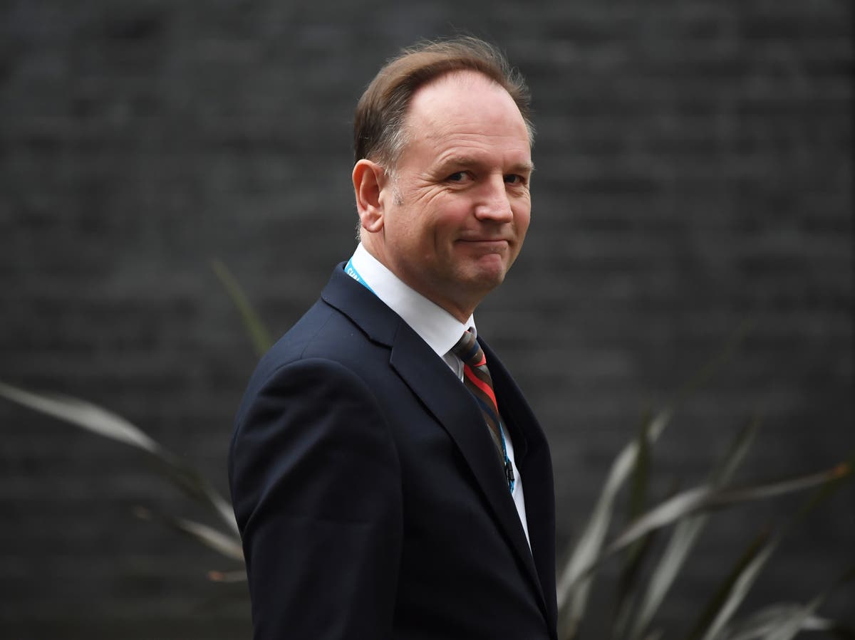 Simon Stevens: NHS England chief executive to step down and become life peer