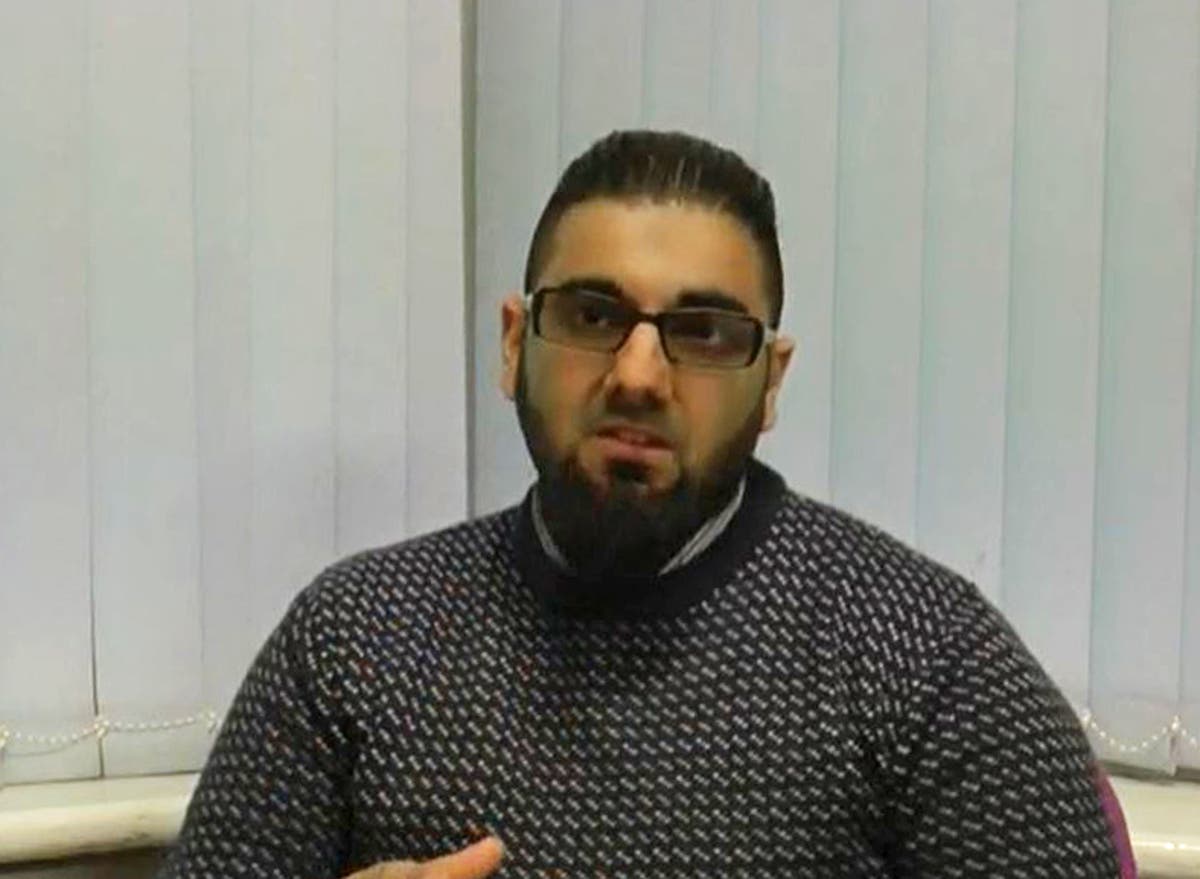 Fishmongers&rsquo; Hall terror attacker claimed he wanted to help police before deadly rampage, inquests hear