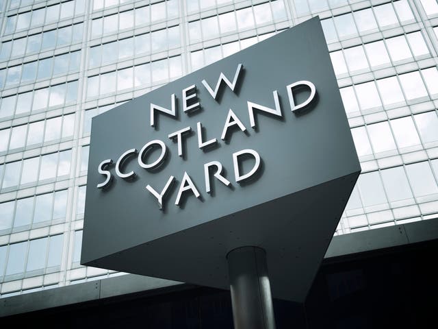 <p>Officer was from Metropolitan Police northeast command unit</p>