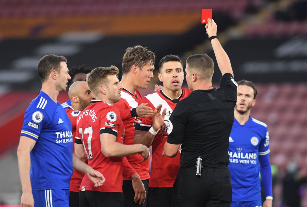 Leicester frustrated by 10-man Southampton after another controversial red card
