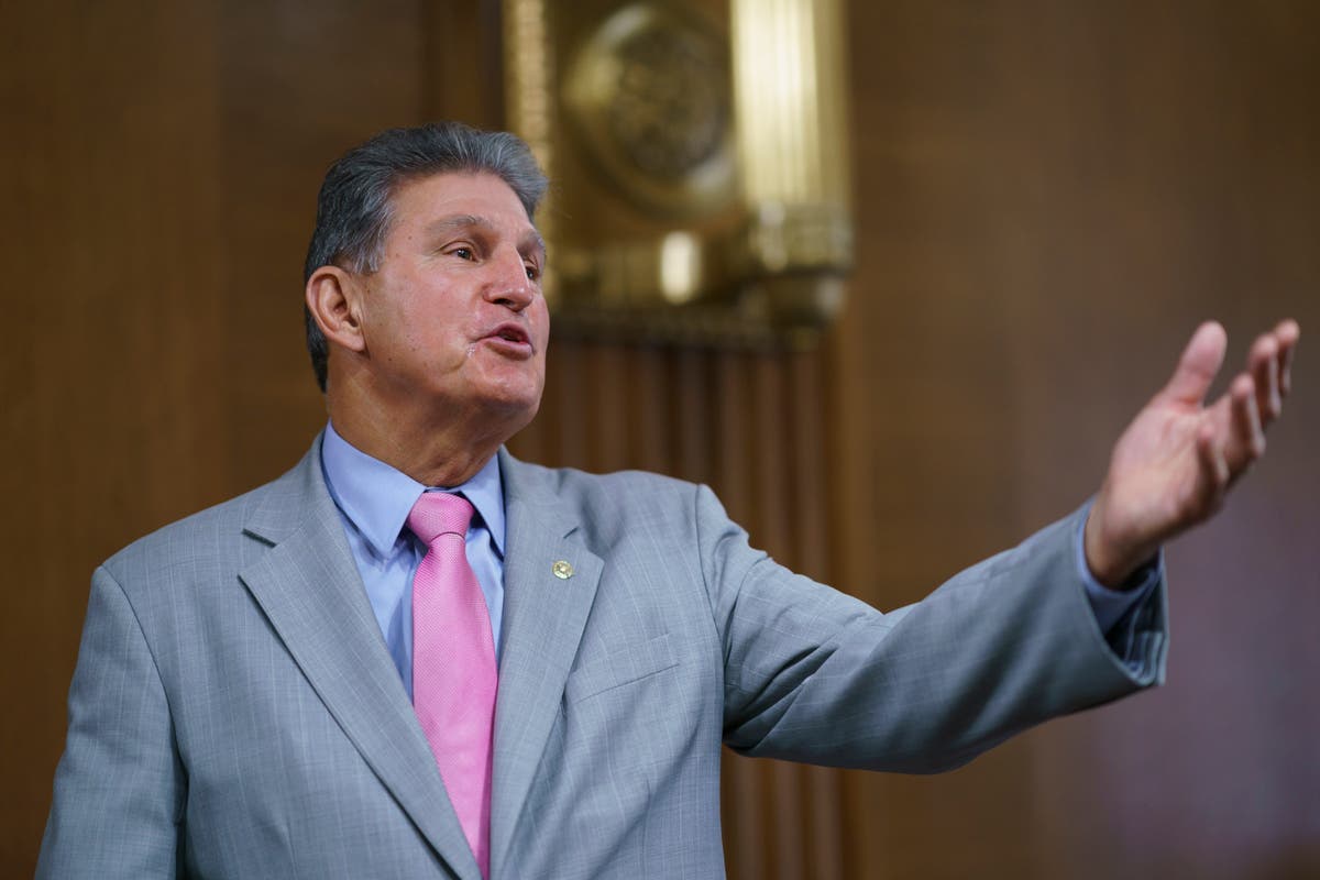 Manchin pans DC statehood bill in another break with Dems