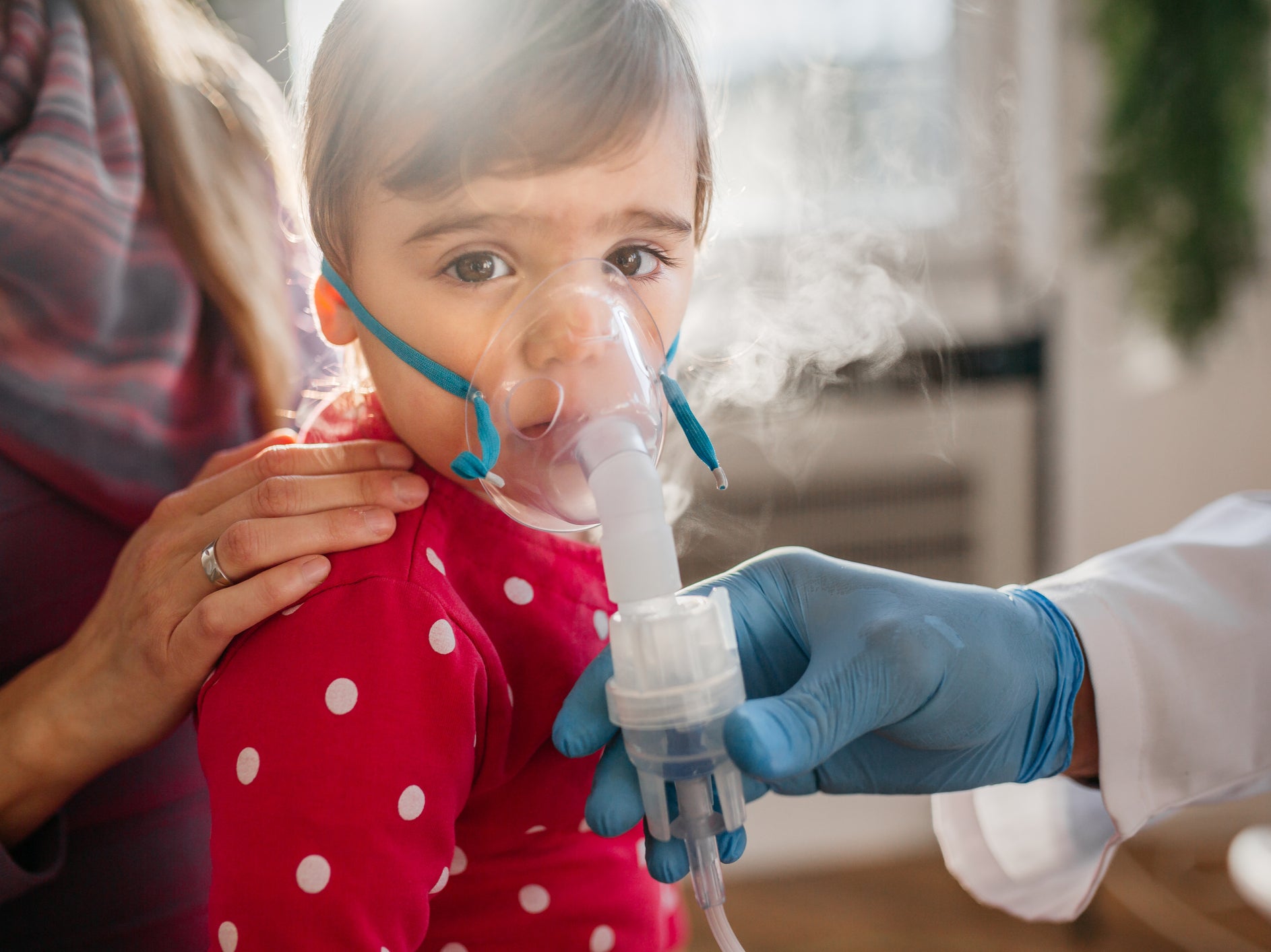 Children are at risk of preventable asthma deaths in England, experts have warned