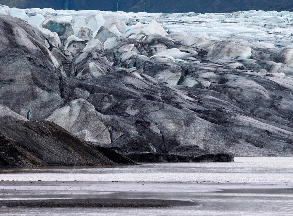 The Vatnajokull glavier in south eastern Iceland, one of the largest glaciers in Europe covering an area of 8,400 square kilometres