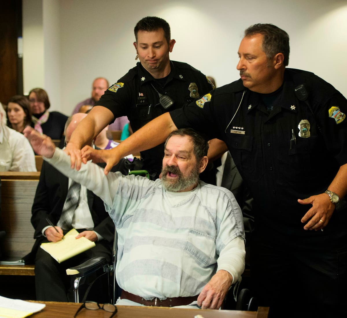 Man who fatally shot 3 at Kansas Jewish sites dies in prison