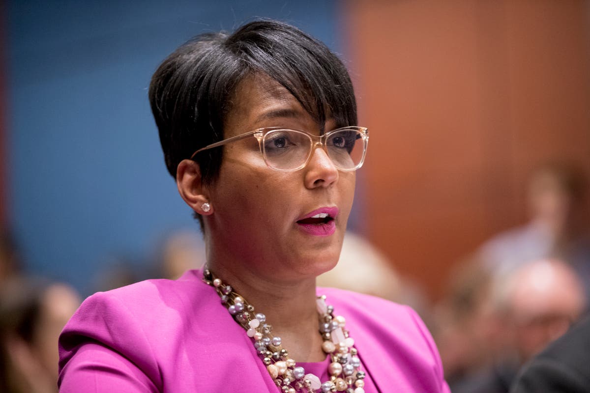 Atlanta Mayor Keisha Lance Bottoms not seeking reelection Atlanta California Mayor George Floyd City hall