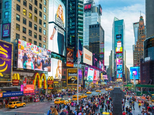 <p>People on social media were quick to highlight that turning the power off in Times Square might save some energy</p>