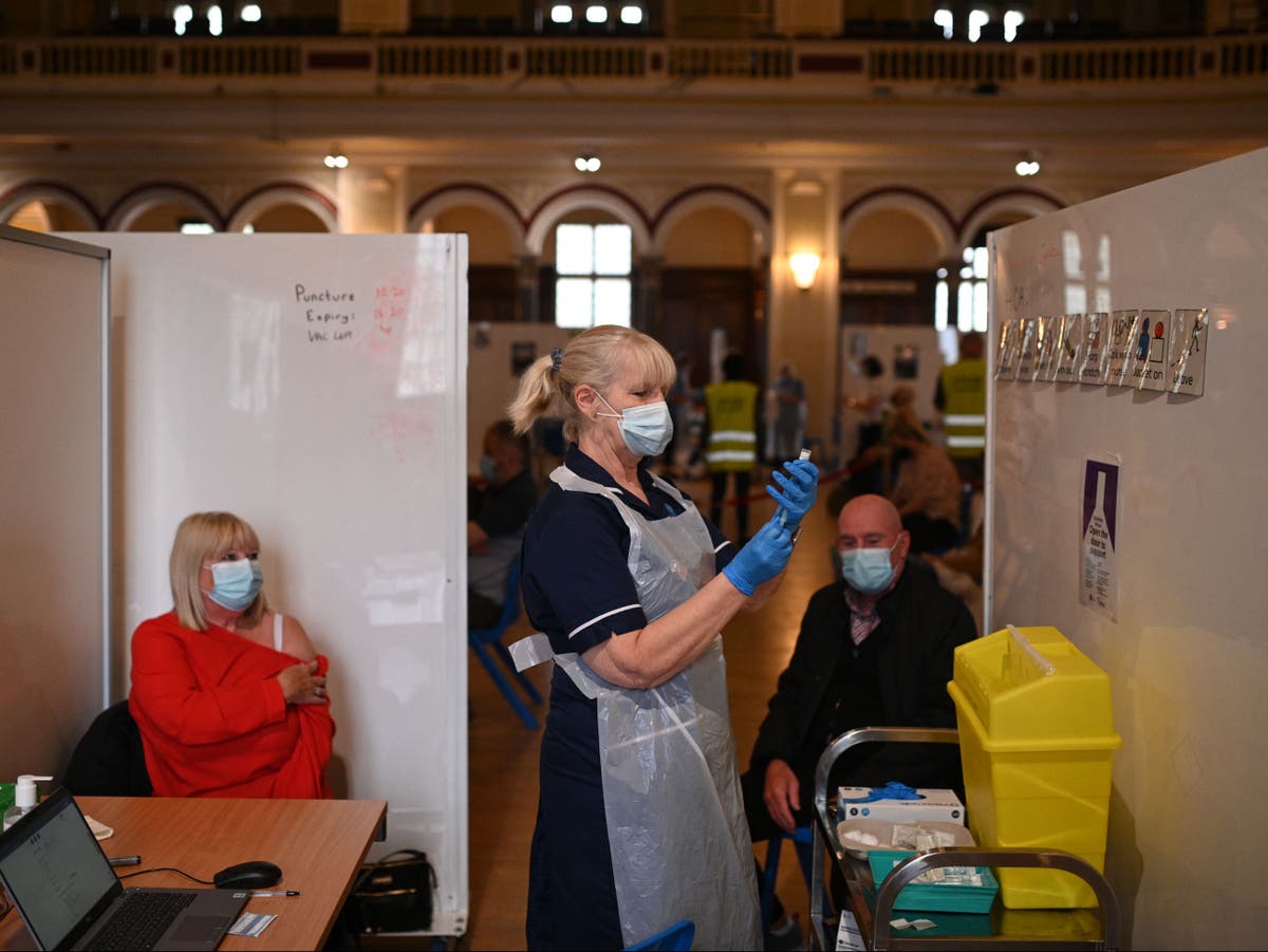 UK to be Covid-free this summer, says vaccine chief