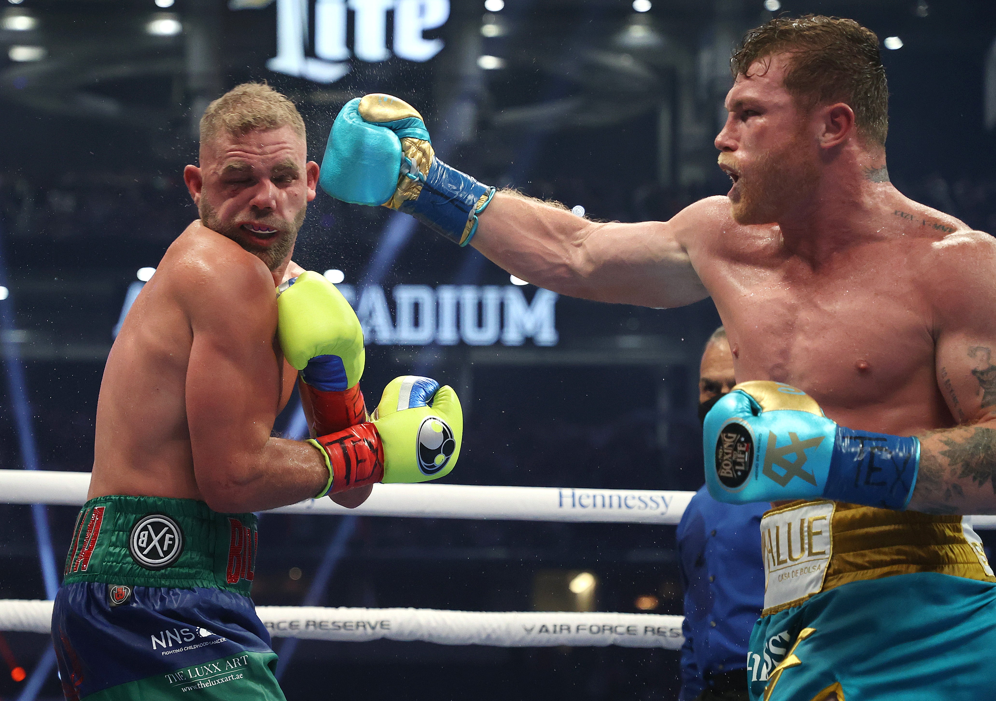 Billy Joe Saunders produced a brave showing in front of more than 70,000 fans in Texas