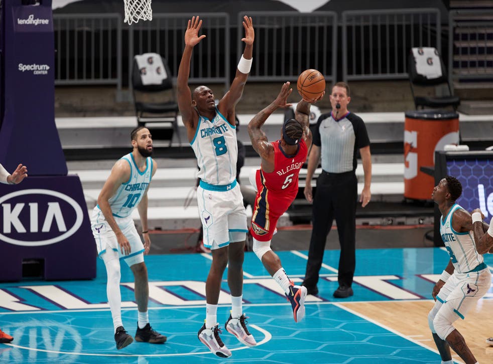 PELICANS-HORNETS