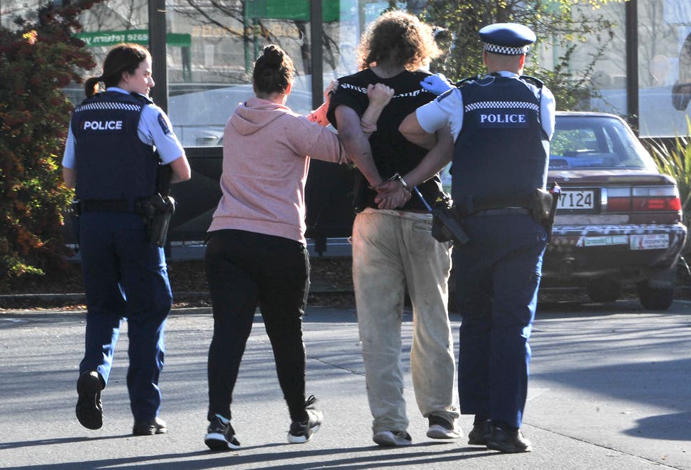 Bystanders stop man who stabbed 4 at New Zealand ...