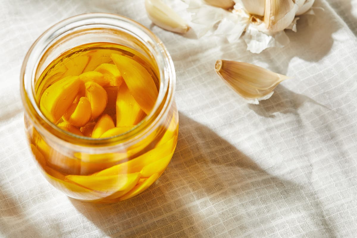 Garlic confit recipe This dressing will make you love any kind of
