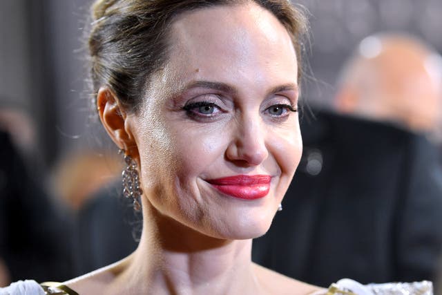 <p>Angelina Jolie</p>