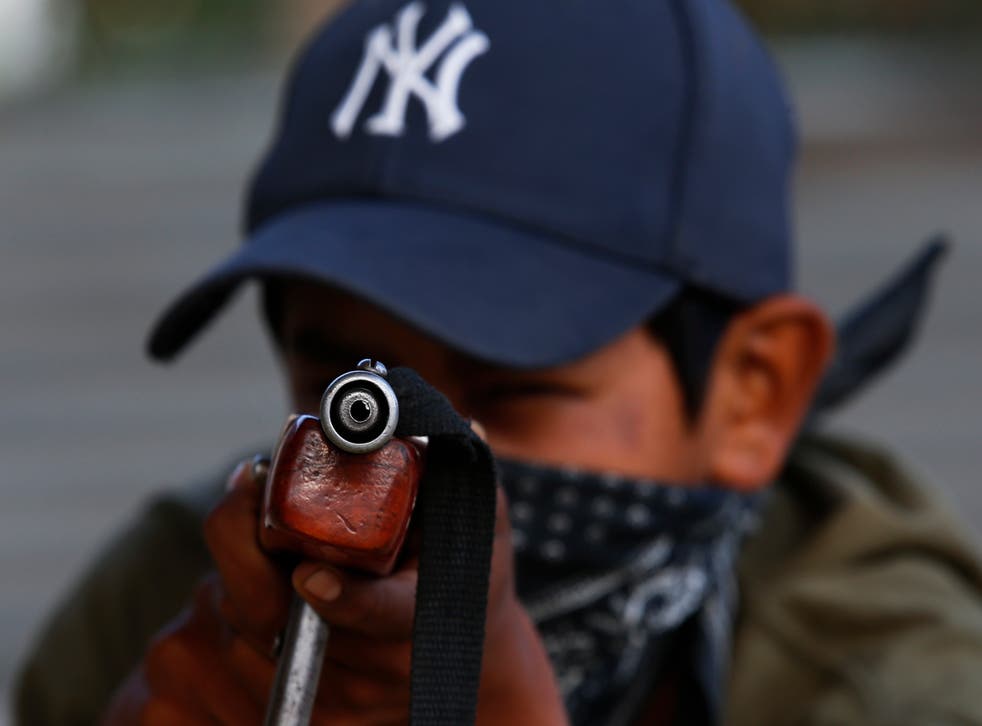 MEXICO-NIÑOS ARMADOS