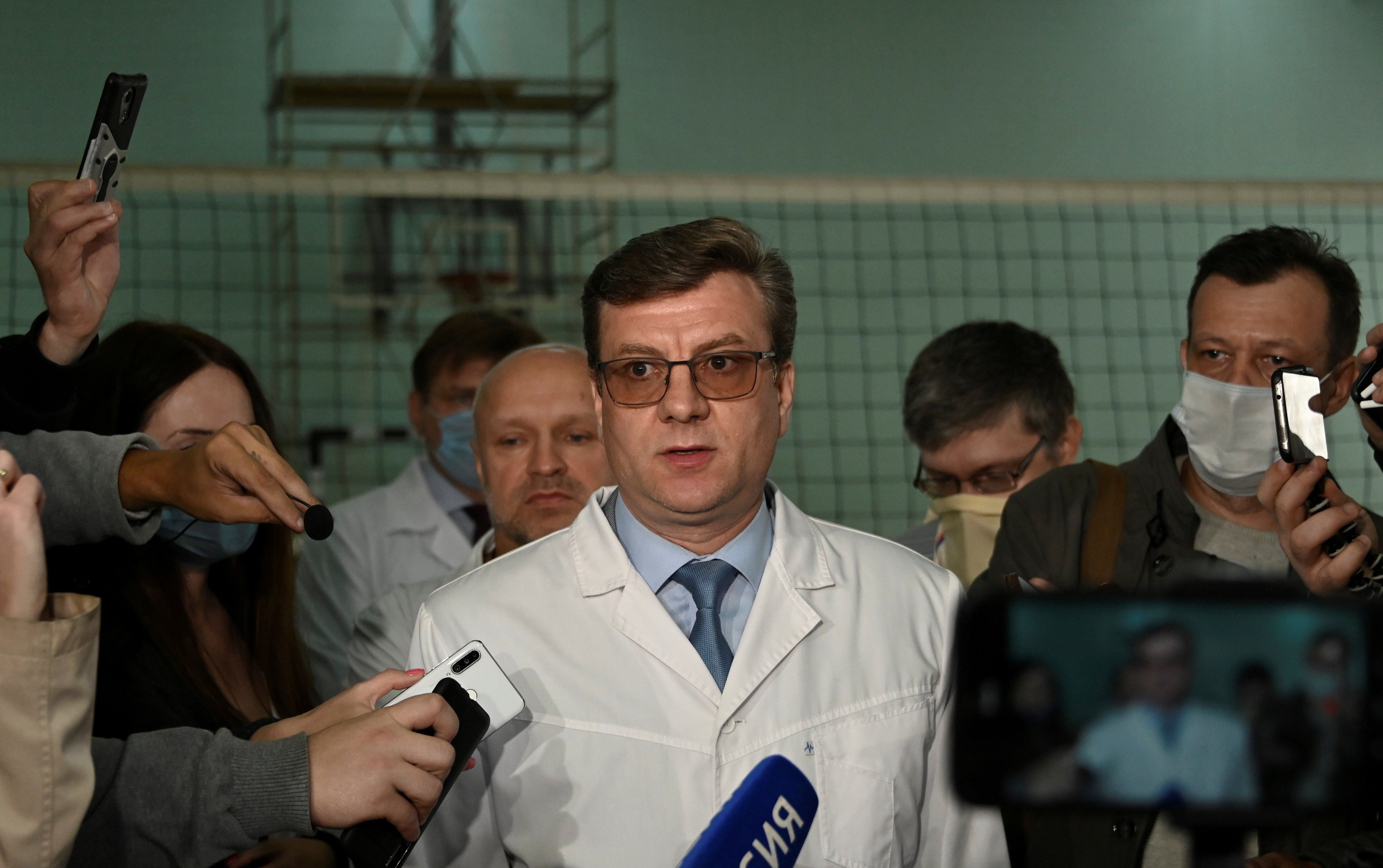 Alexander Murakhovsky speaking with the media in Omsk last August
