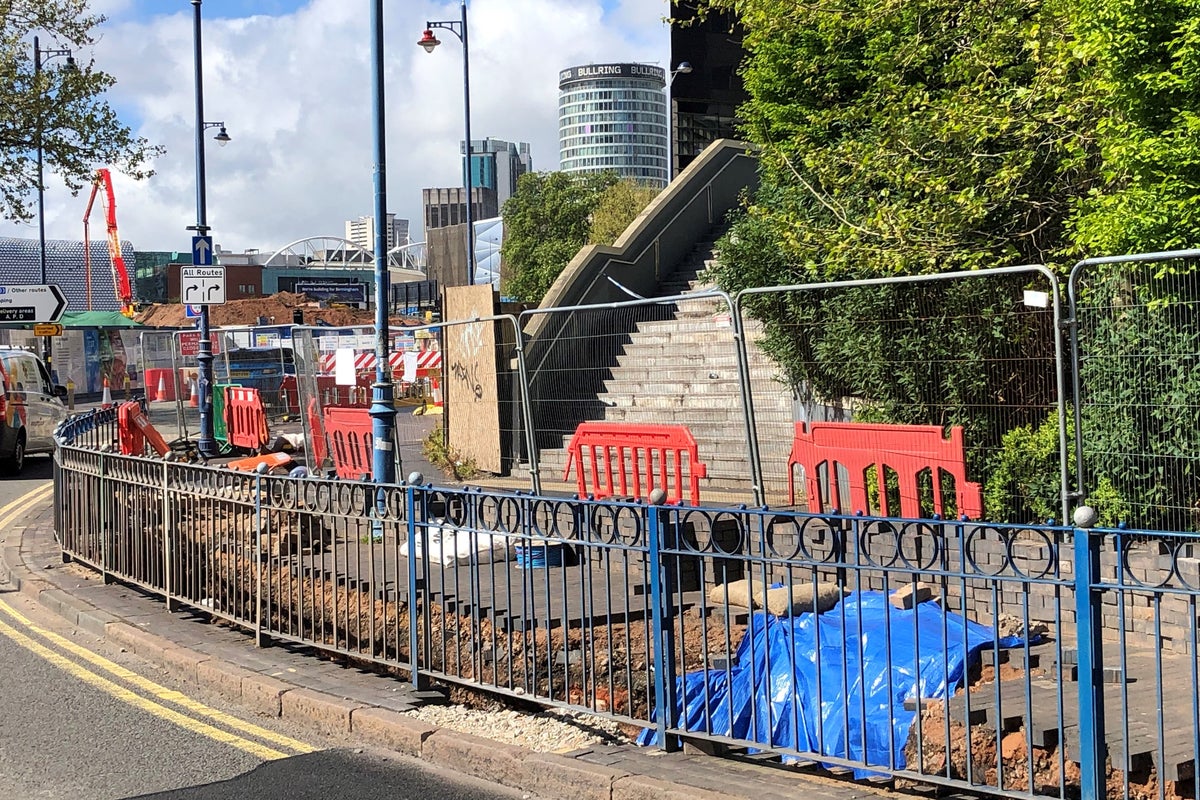 Human remains found under pavement in Birmingham city centre | The ...