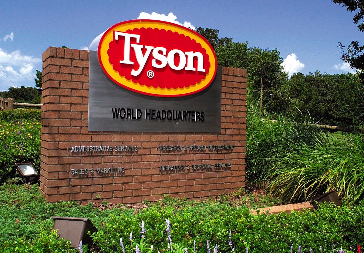 Tyson raising pay to keep up as US chicken demand soars Beef Tyson Arkansas Wall Street Iowa