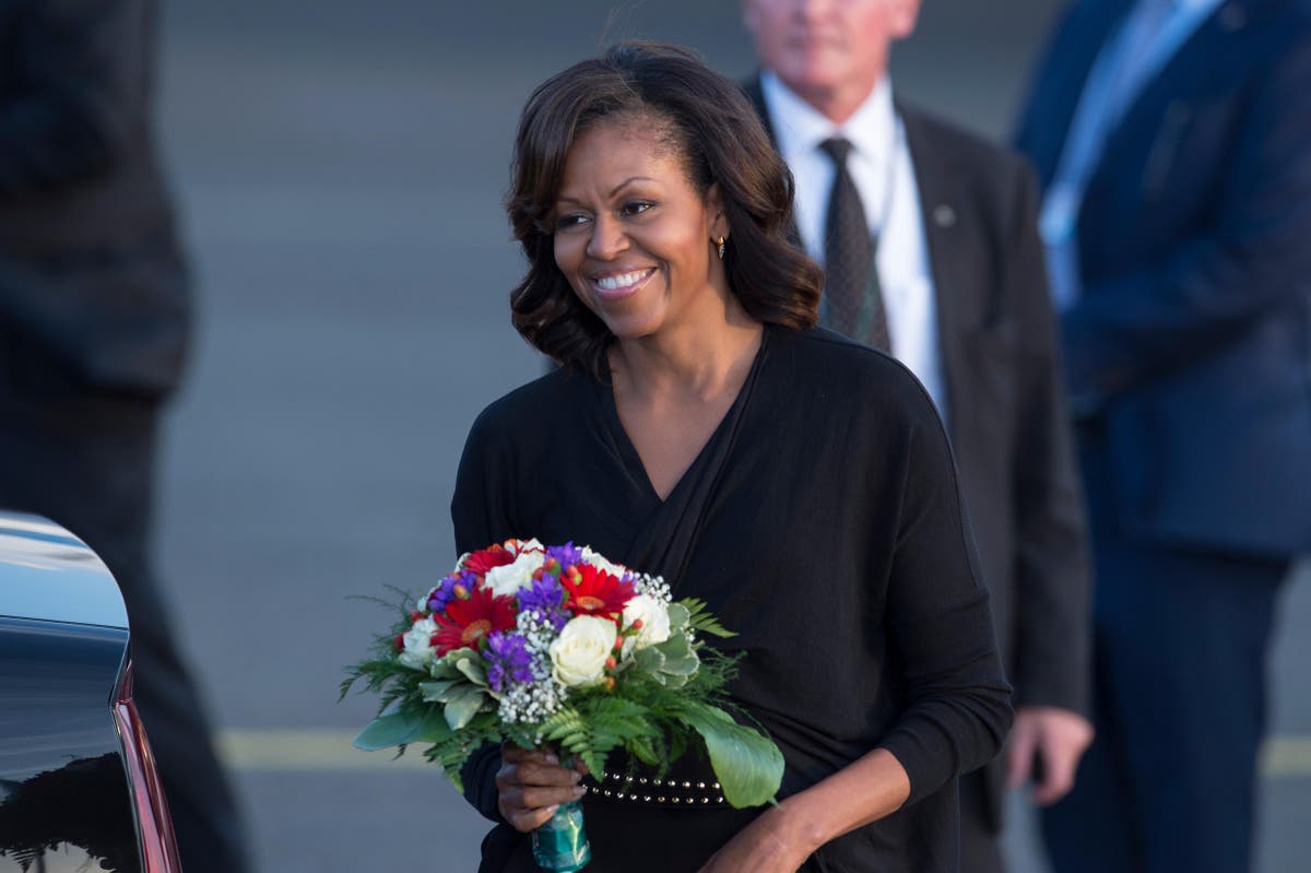 Michelle Obama has been knitting halter tops and we want one