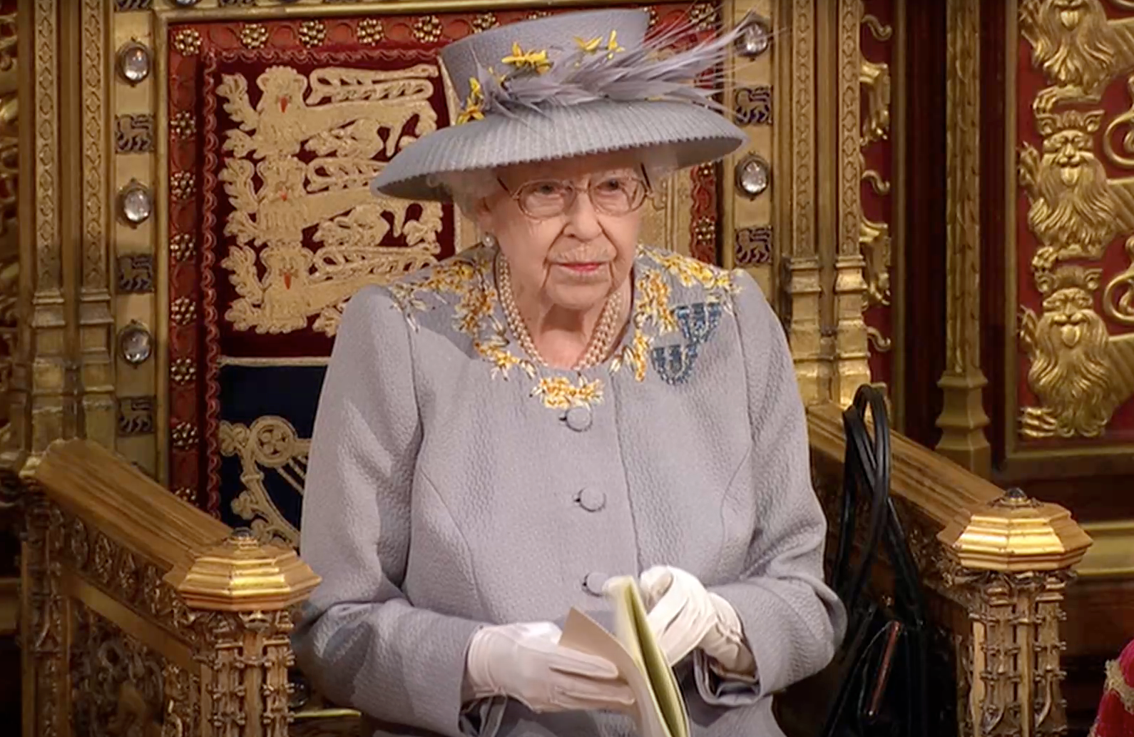 Queen unveils government’s legislative agenda for coming year