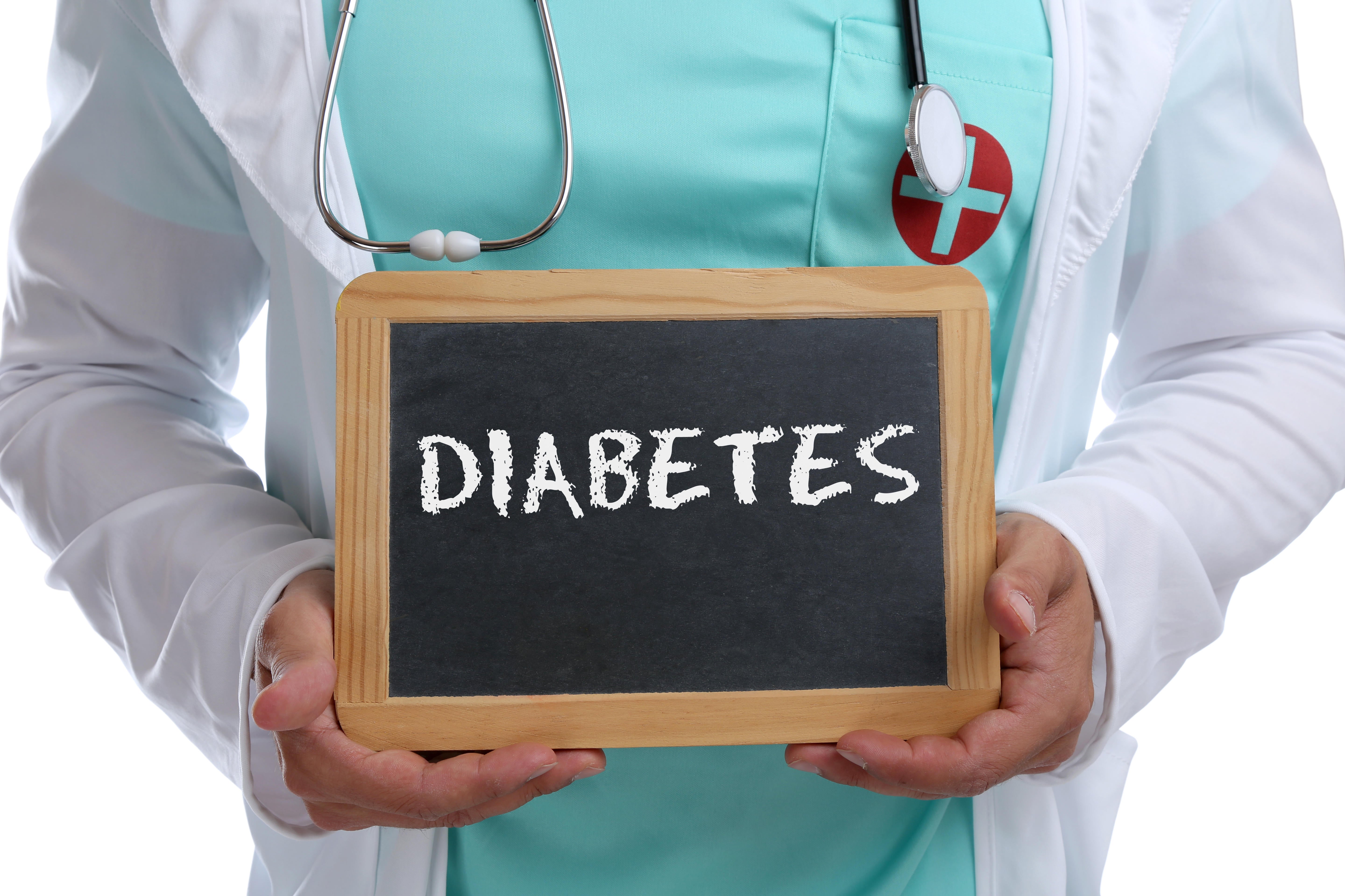 Doctor holding diabetes sign
