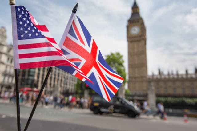 Una prohibición de viajar entre el Reino Unido y los EE. UU. Ha estado en vigor desde el inicio de la pandemia.