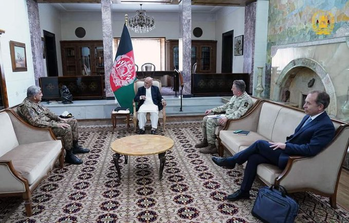 British general plays key role in Afghanistan, Pakistan talks as international troops prepare to leave