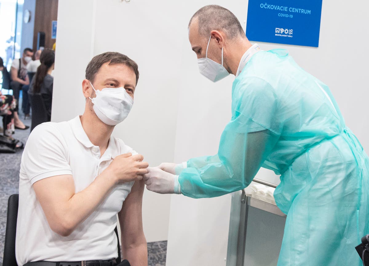 Photo of Covid je v Európe na vzostupe a Slovensku bráni v očkovaní