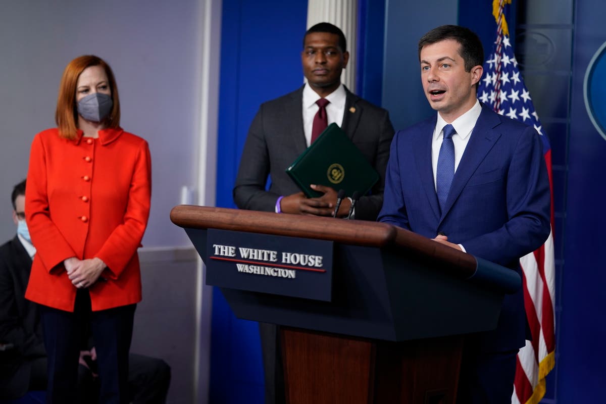 Gasoline pipeline shutdown tests Biden administration
