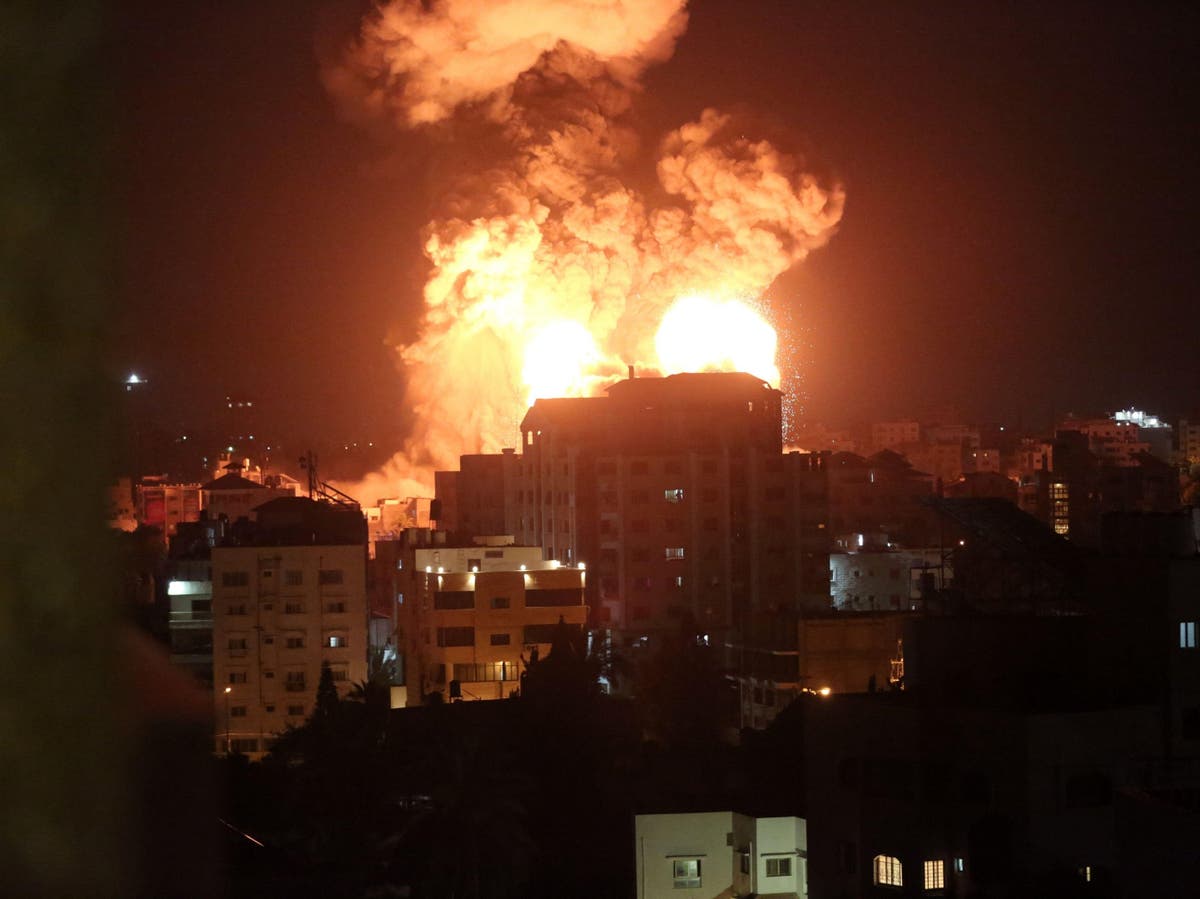 Israel news live: 1,600 rockets fired from Gaza as â€˜ground invasion plans drawn upâ€™