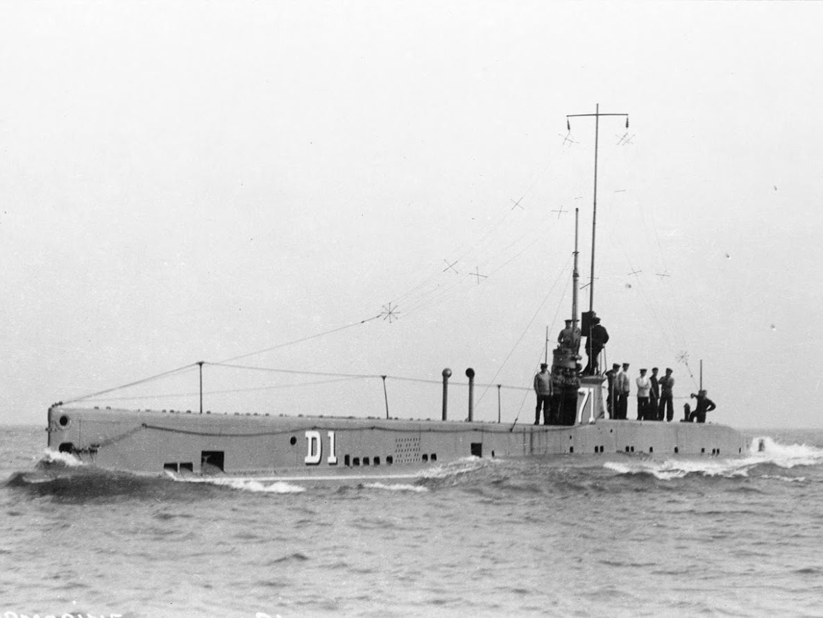 The D1, pictured here with some of her crew, was the world's first truly modern submarine