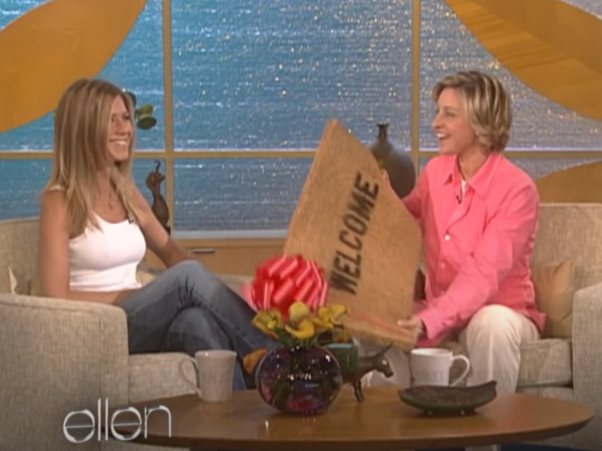 The Ellen DeGeneres Show: Revisiting host's first-ever on-set interview  with Jennifer Aniston | The Independent