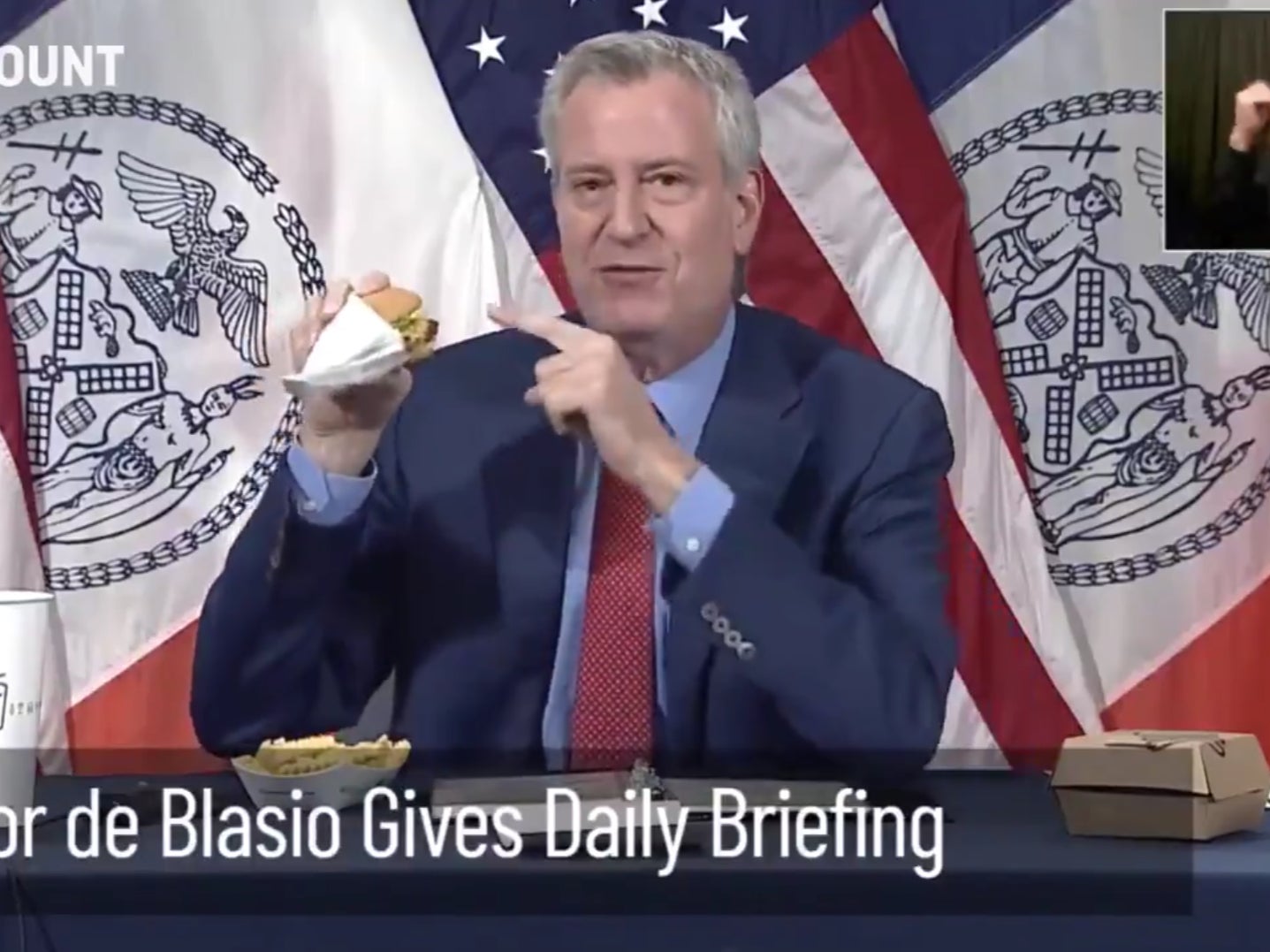 <p>New York mayor Bill DeBlasio offers burgers for Covid vaccinations </p>