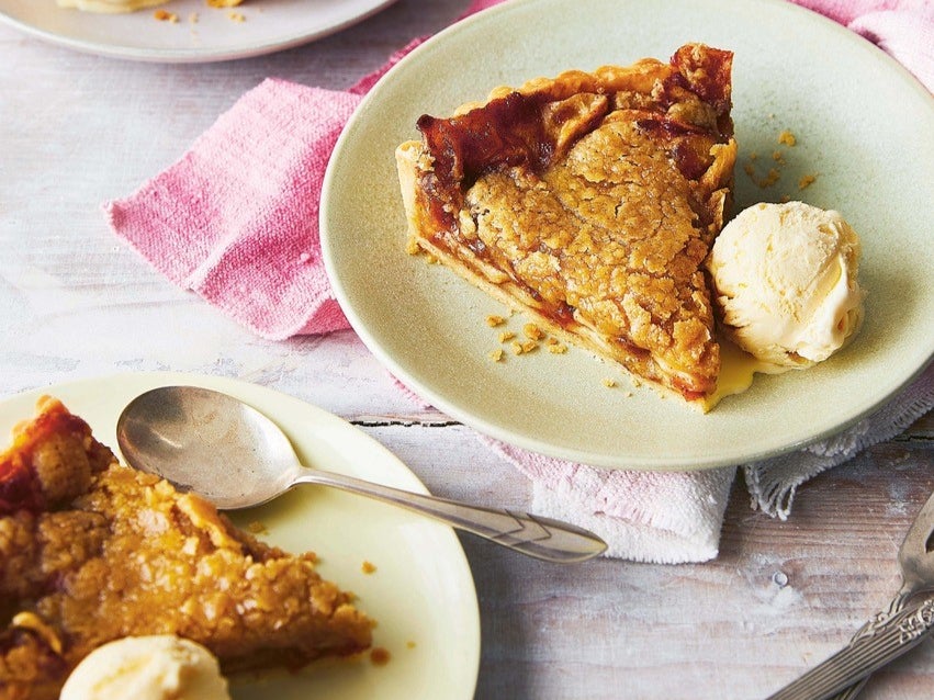This apple pie-and-crumble-in-one is almost too good to share