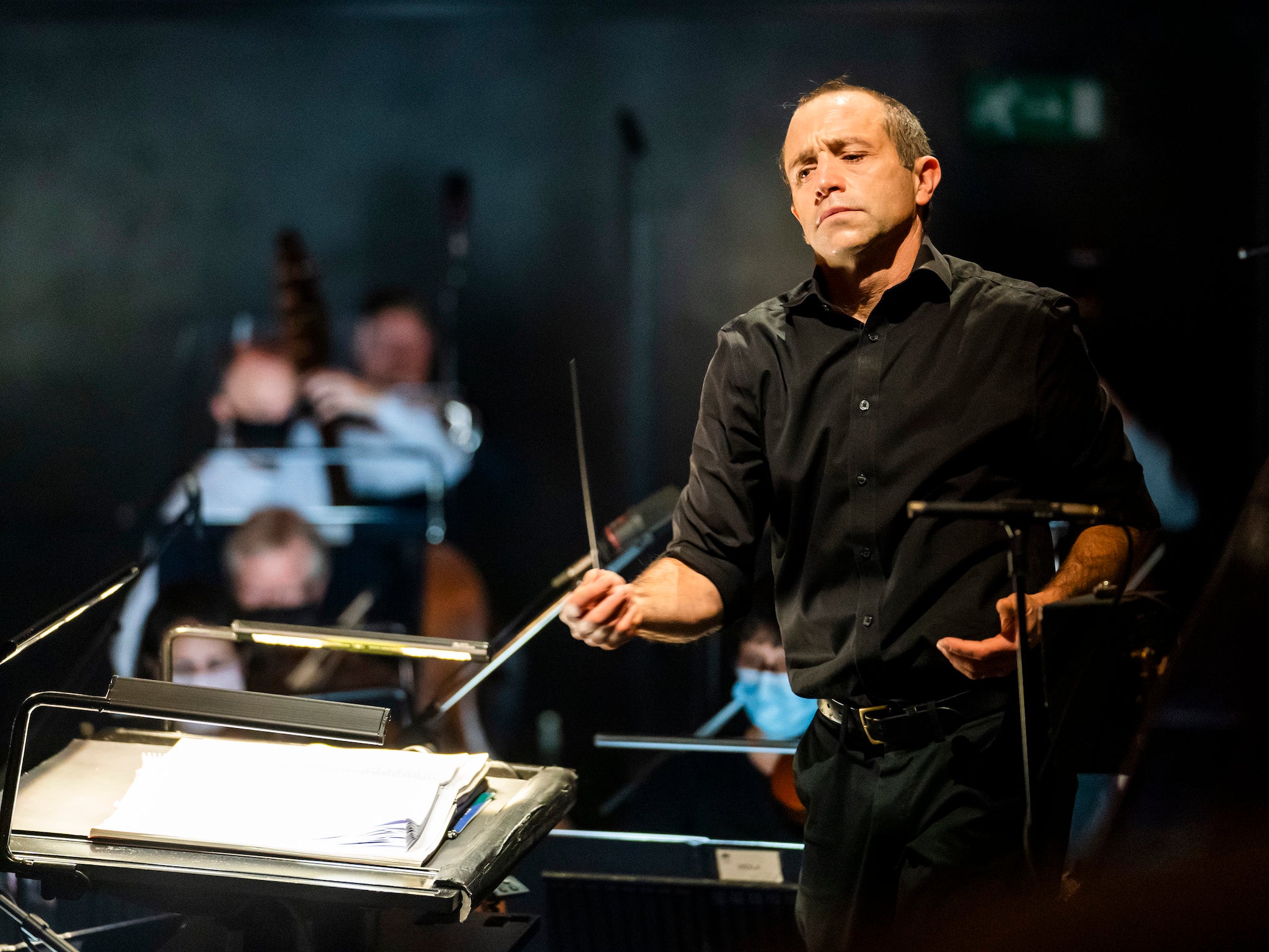 Mark Wigglesworth conducts one of Mozart’s most striking scores