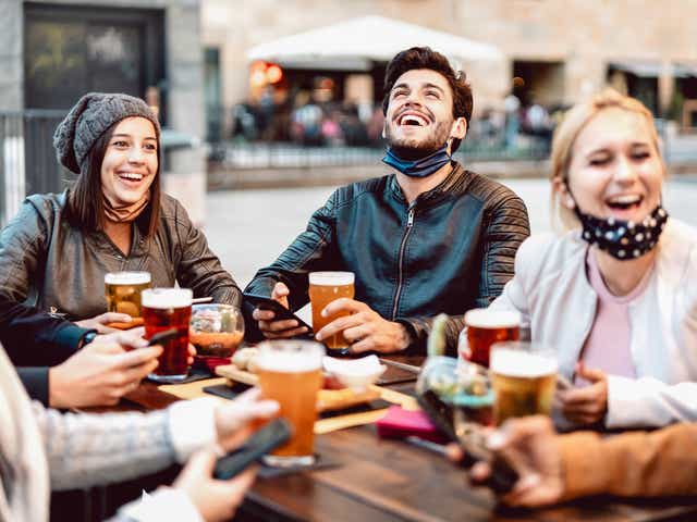 Managing a social life post-lockdown can feel daunting, but there are ways to ease yourself back into it and enjoy time spent with other people again