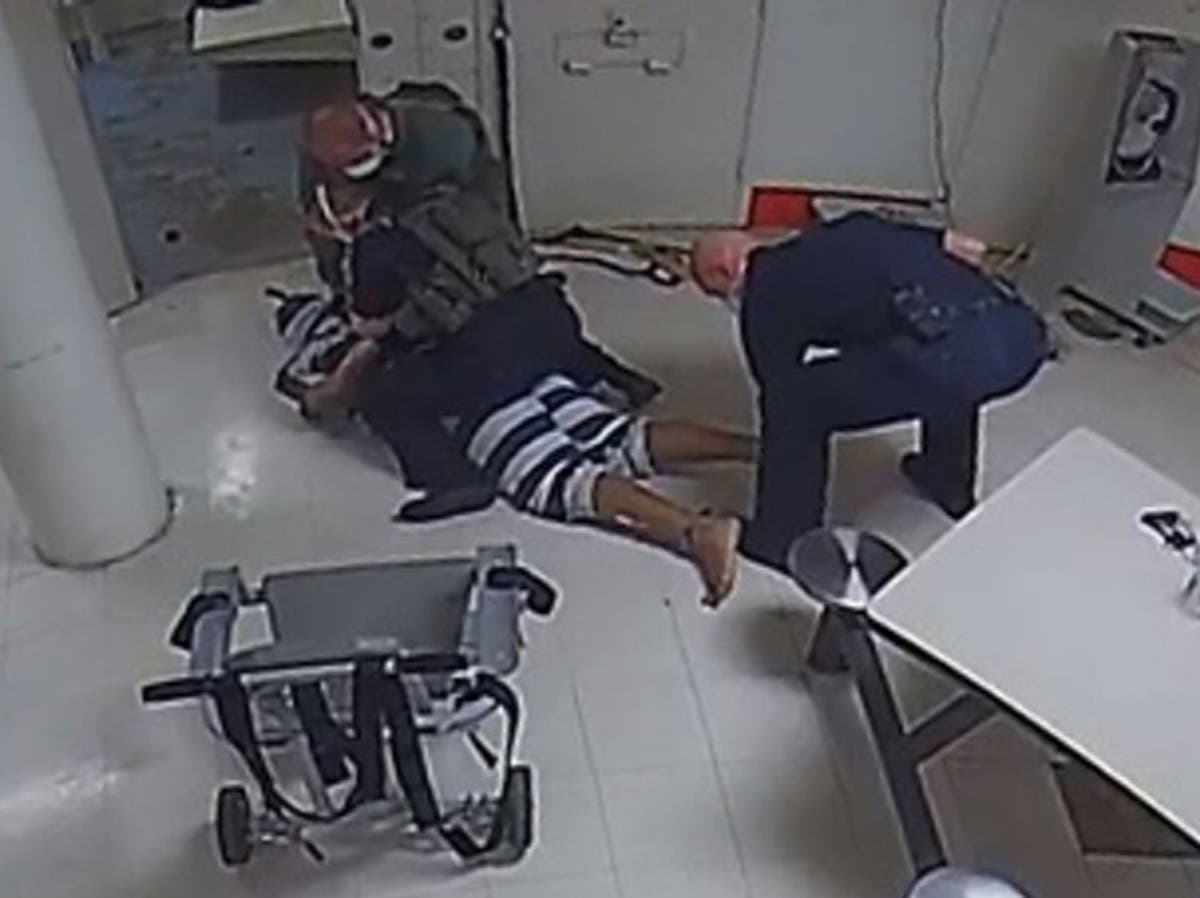 Sheriff deputies seen on video using a Taser on Black man who died in