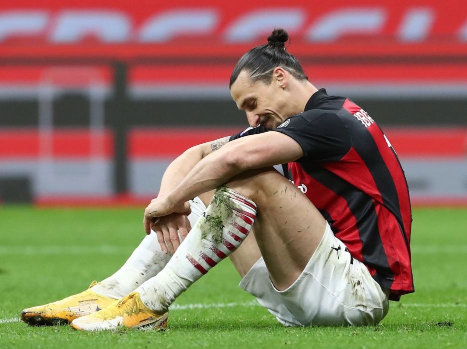 Zlatan Ibrahimovic has suffered a knee injury