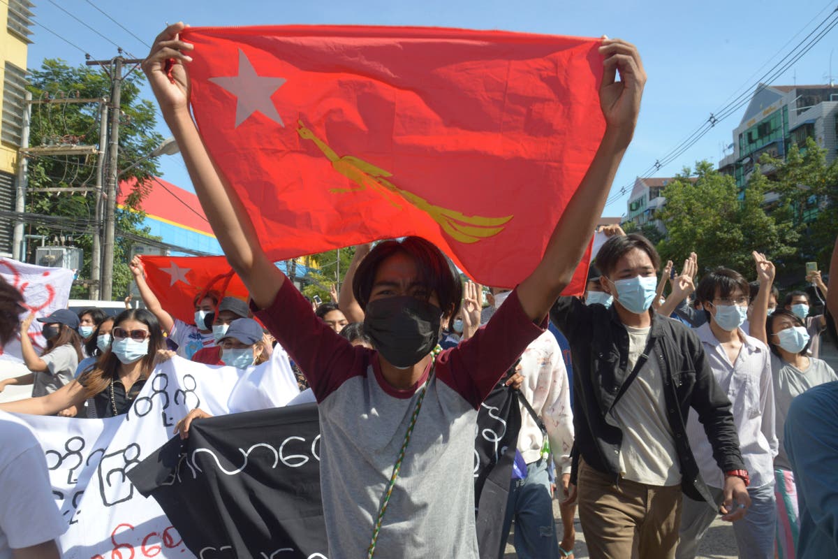 Myanmar junta attacks western town that resisted coup