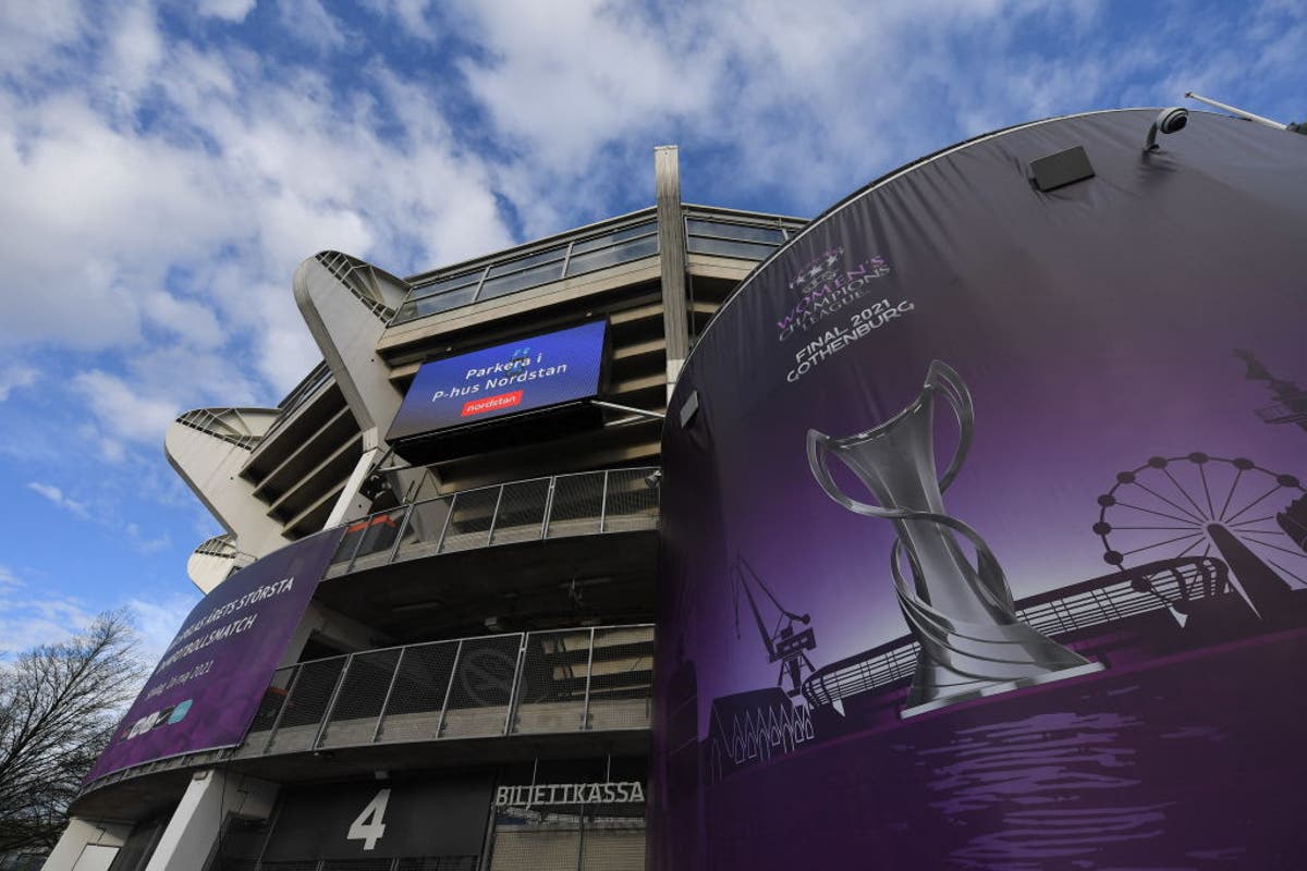 Chelsea vs Barcelona LIVE: Women&rsquo;s Champions League team news, line-ups and more tonight