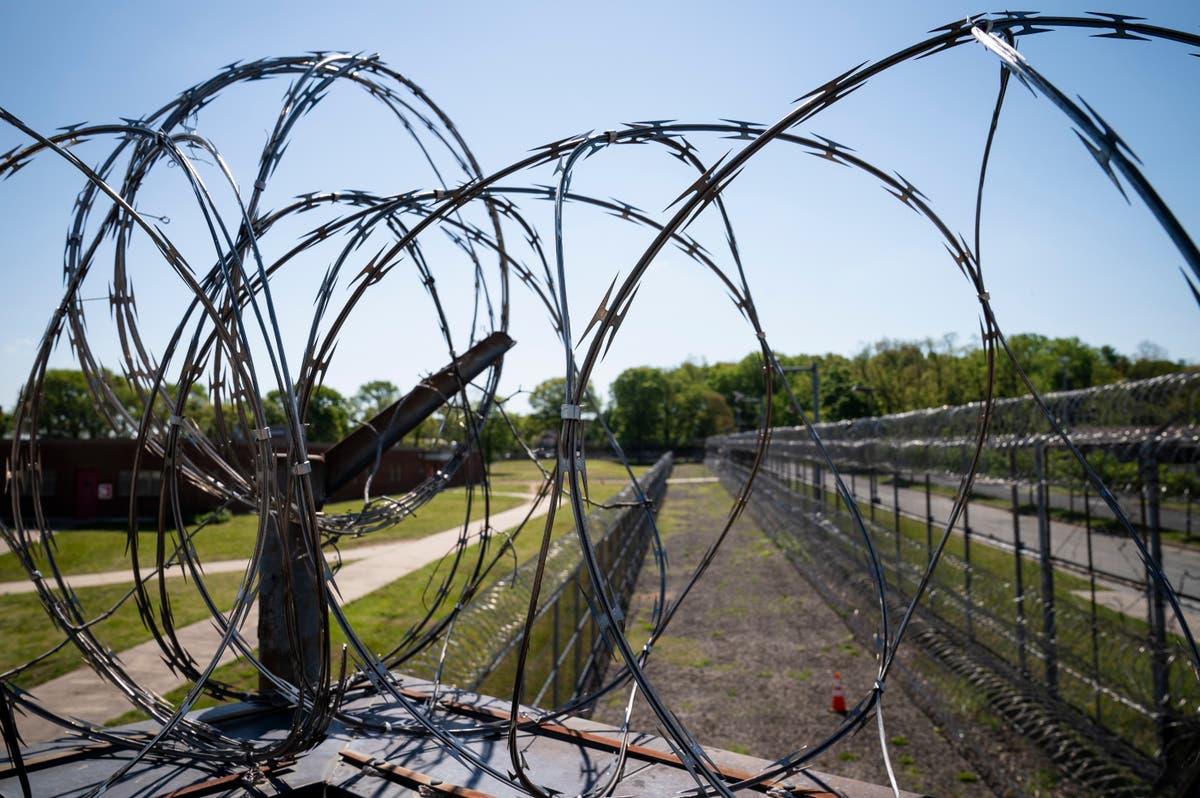 As prisons close, communities look to repurpose buildings 
