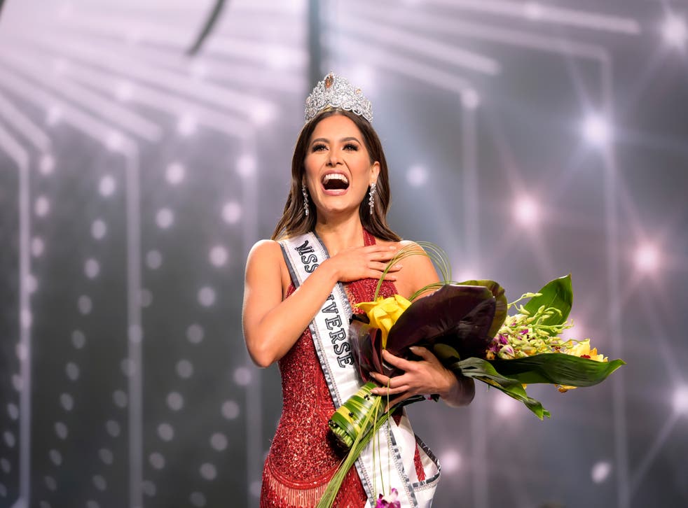 MISS UNIVERSO