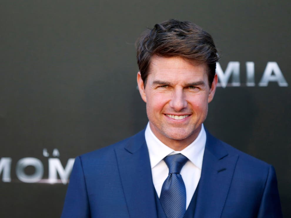 Tom Cruise helps out struggling non-league football club after using ...