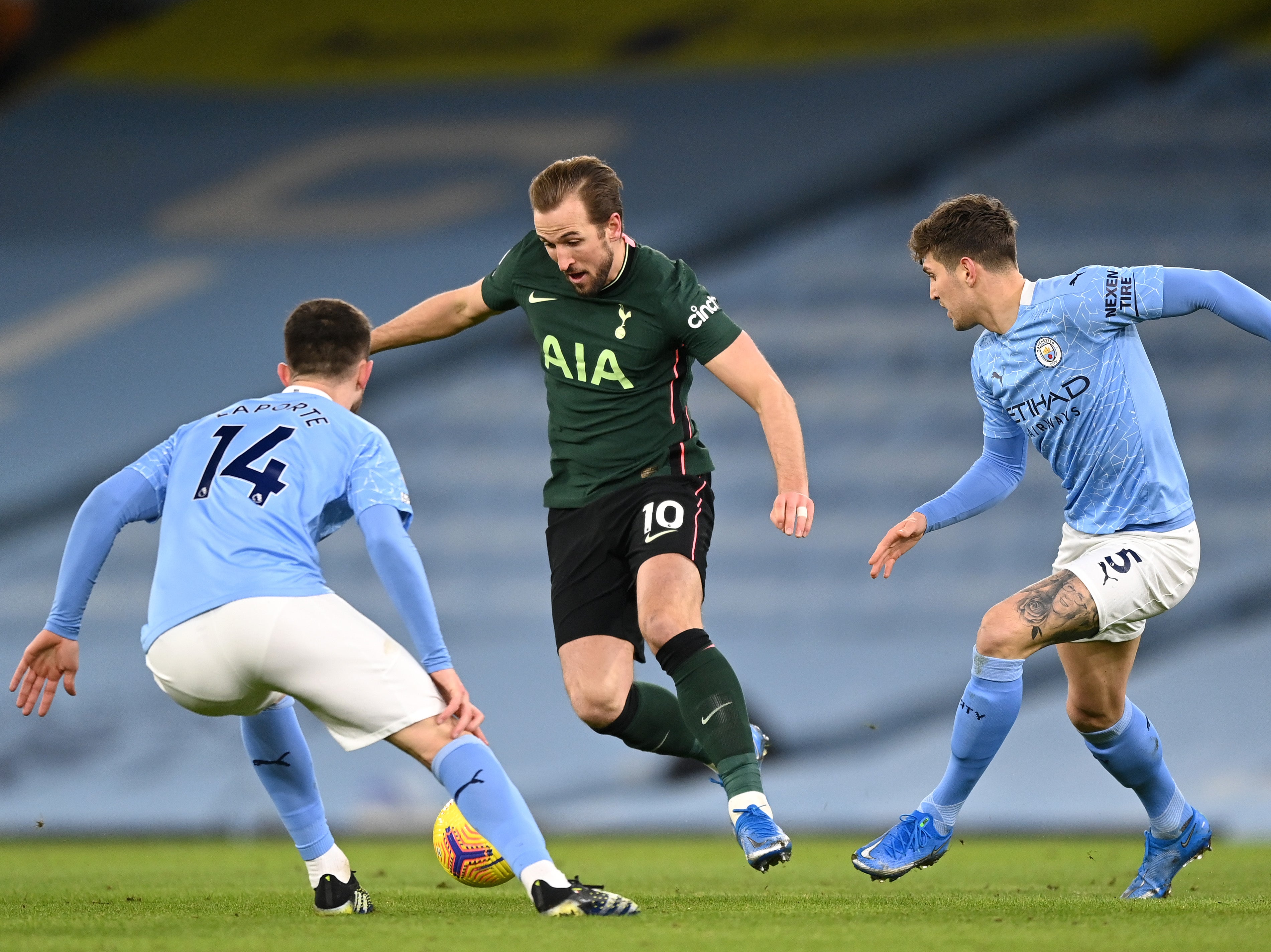 Harry Kane in action for Spurs against Manchester City
